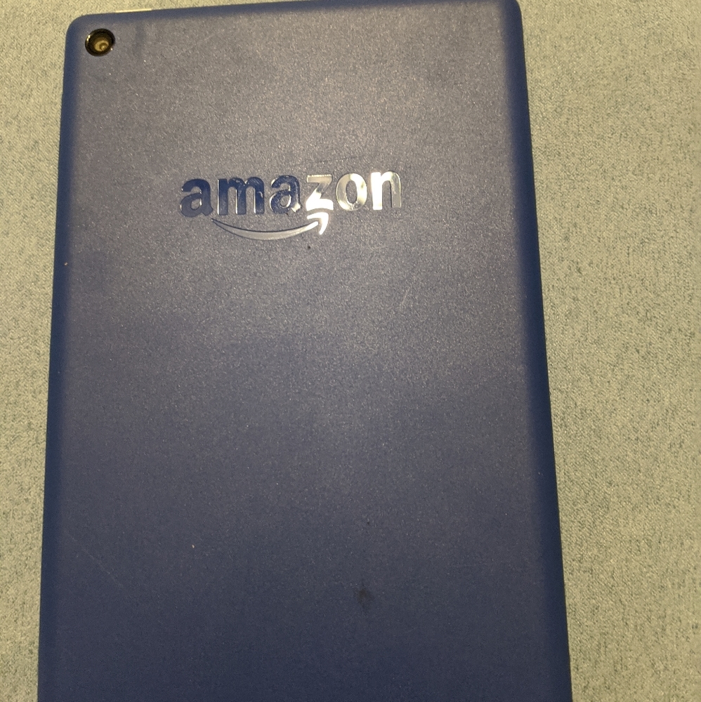 Amazon tablet - Picture 2 of 2